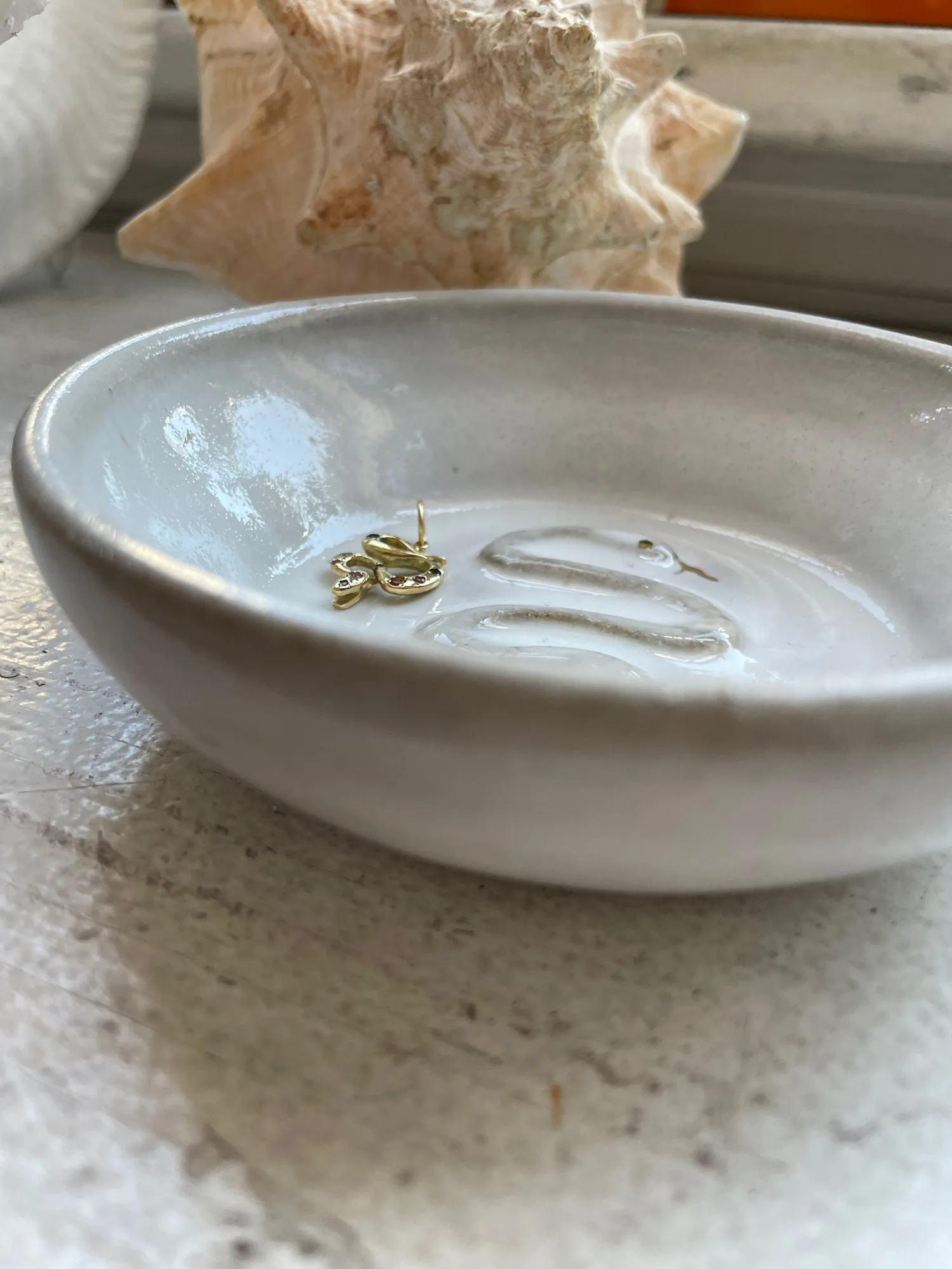 PETIT BIJOU JEWELRY DISH by Delphine Dores