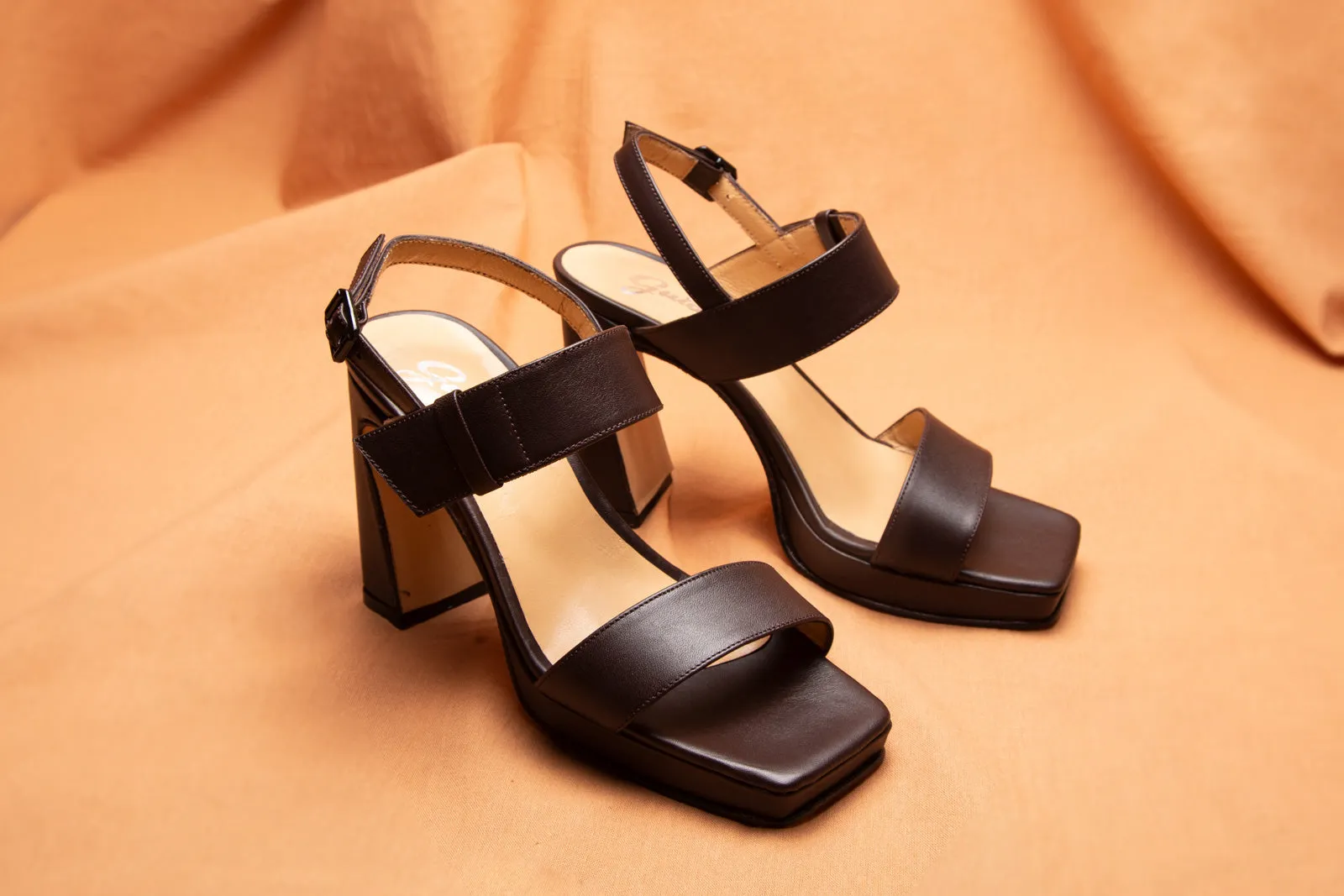 Sandal Praga Dark Brown