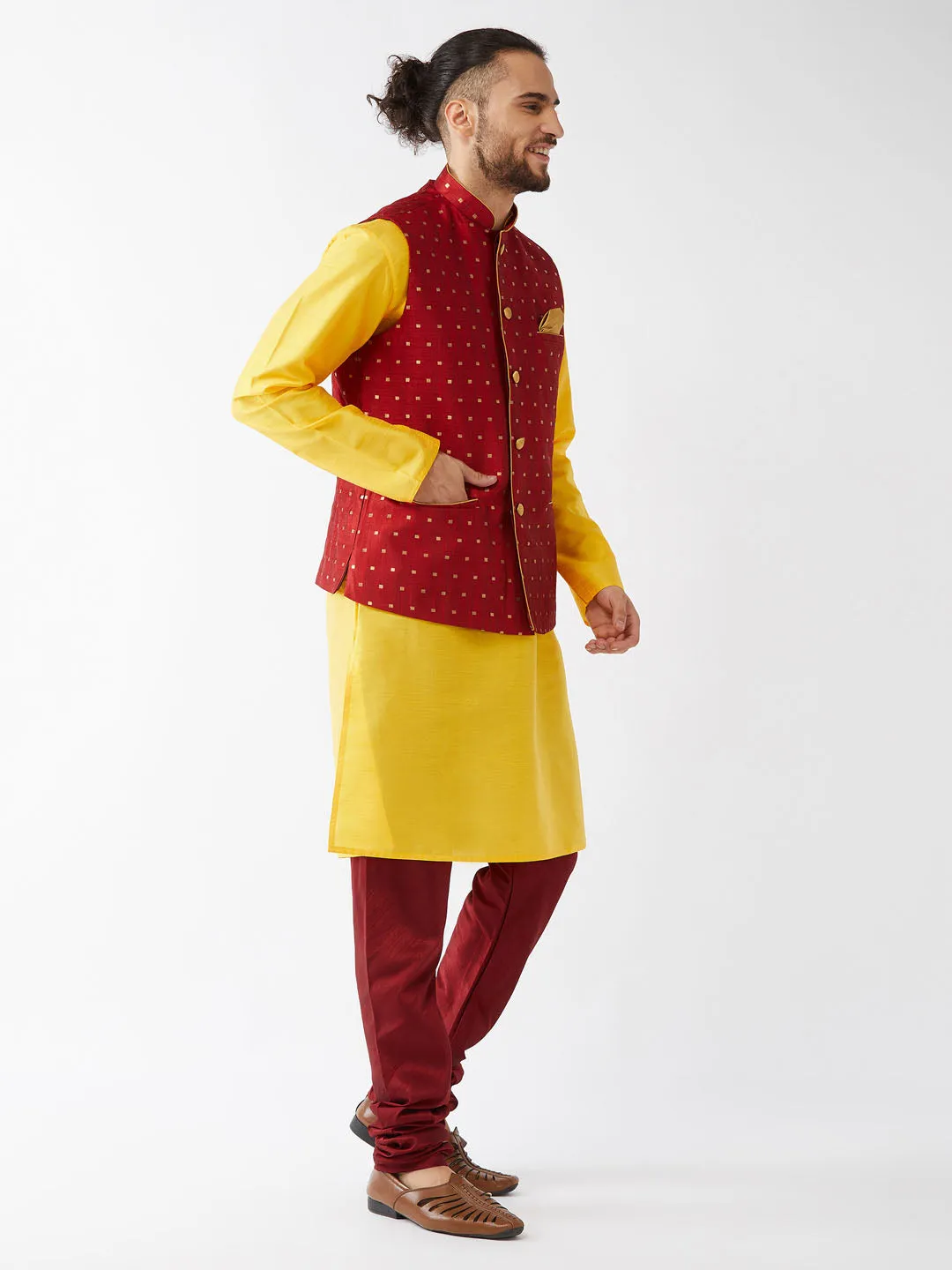 VM By VASTRAMAY Men's  Maroon Zari Weaved Jacket With Kurta Pyjama Set